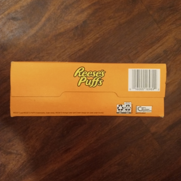KAWS Reese's Puff Cereal - Family Size "Limited Edition" - Picture 5 of 6